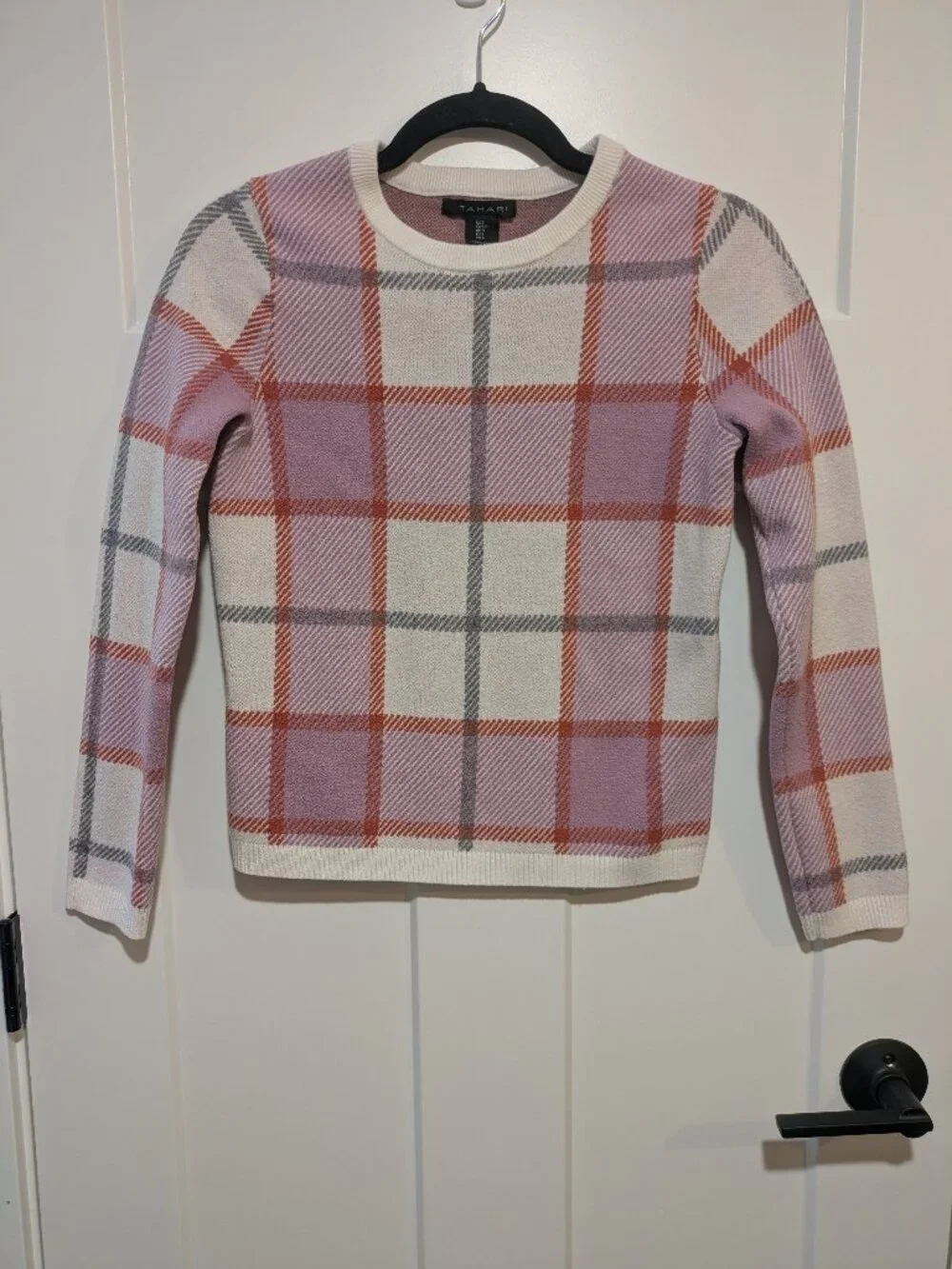 Tahari Pink Plaid Crewneck Sweater | Size Small | Soft Viscose Blend